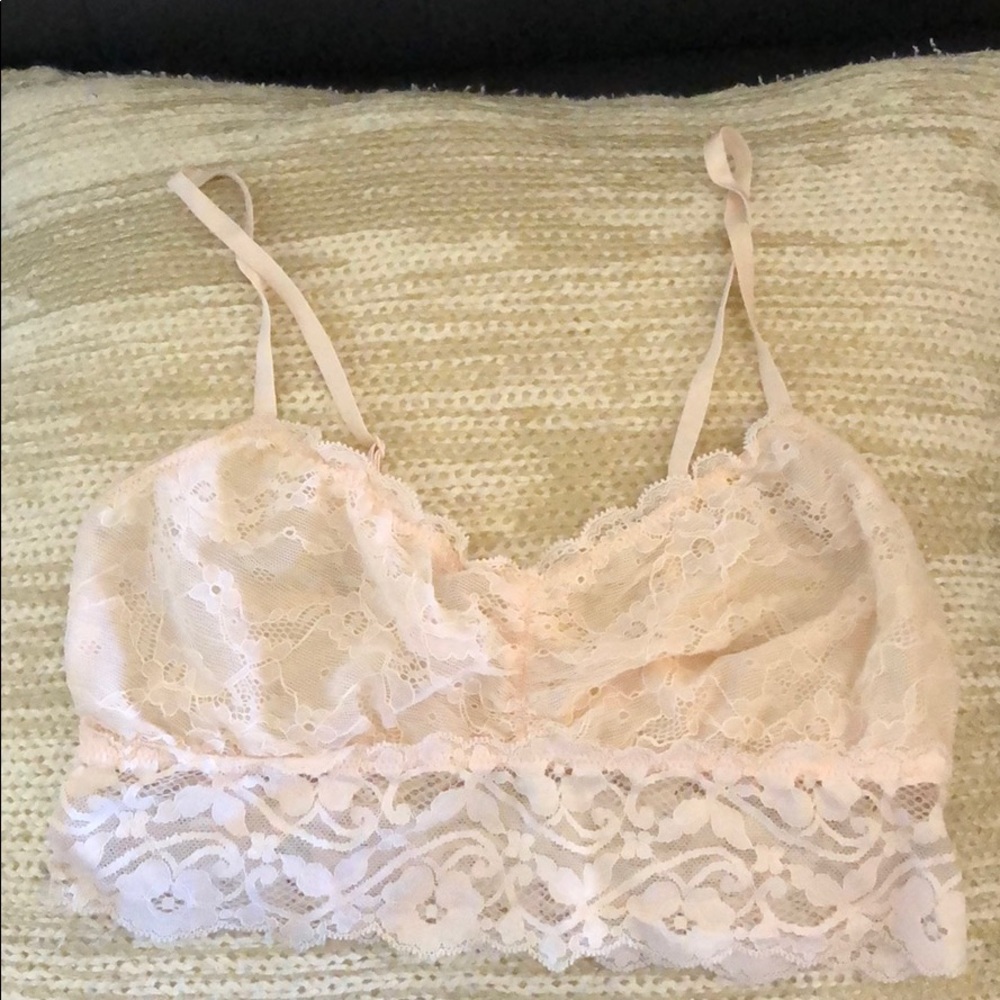 Urban outfitters blush lace bralette size S